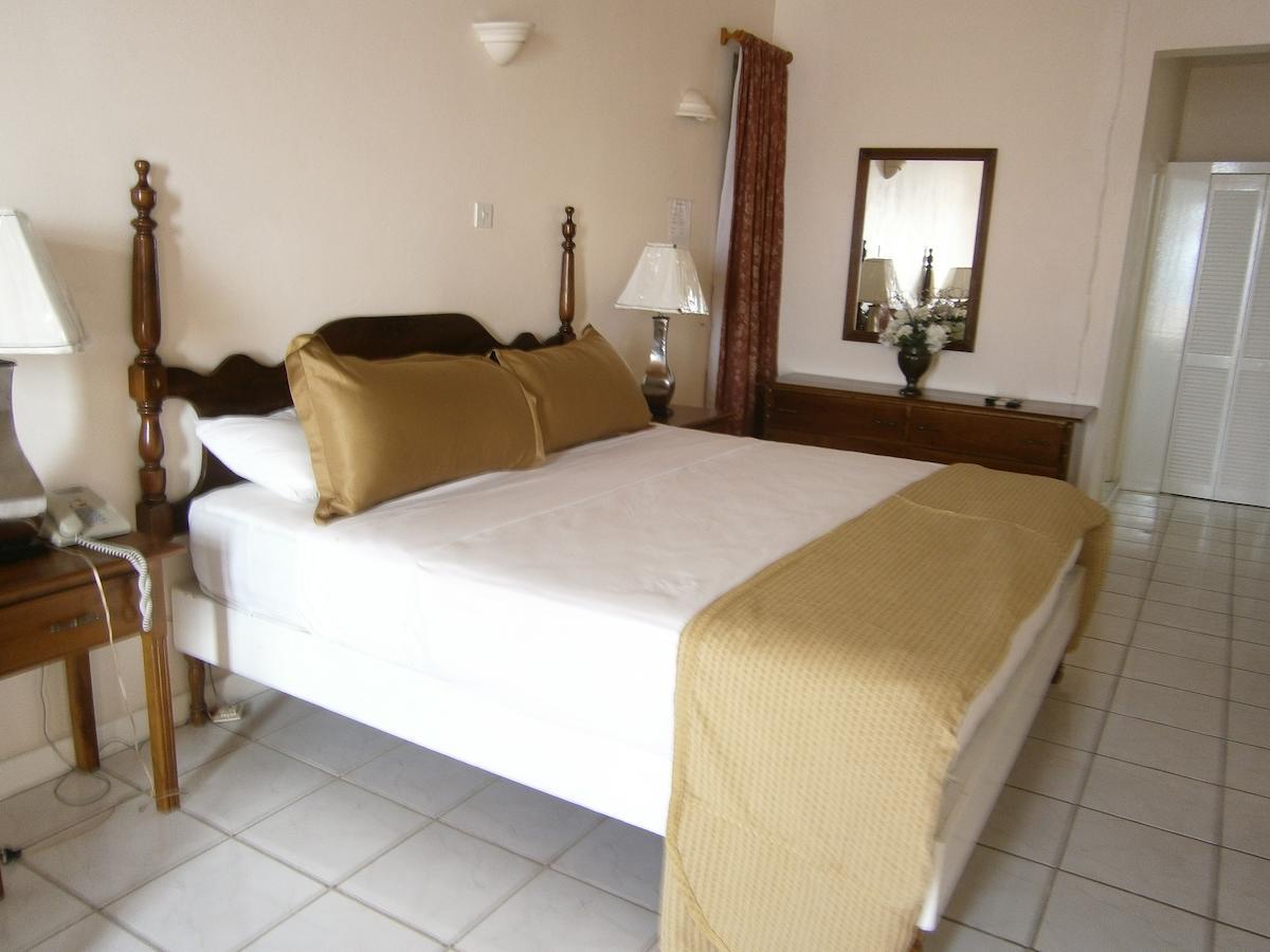 Whispering Bamboo Cove Resort Belfast 部屋 写真